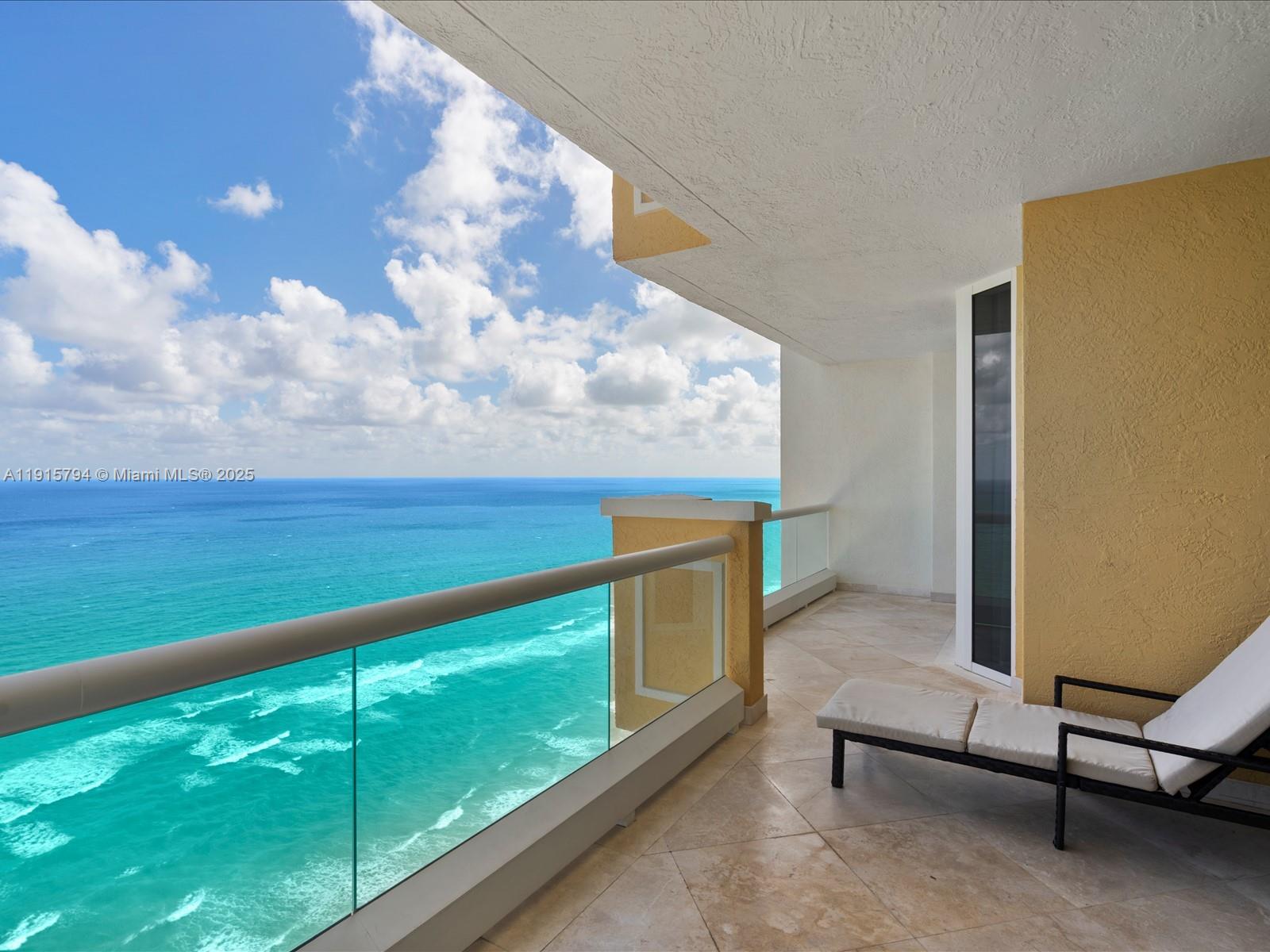 ACQUALINA OCEAN RESIDENCE - Residential
