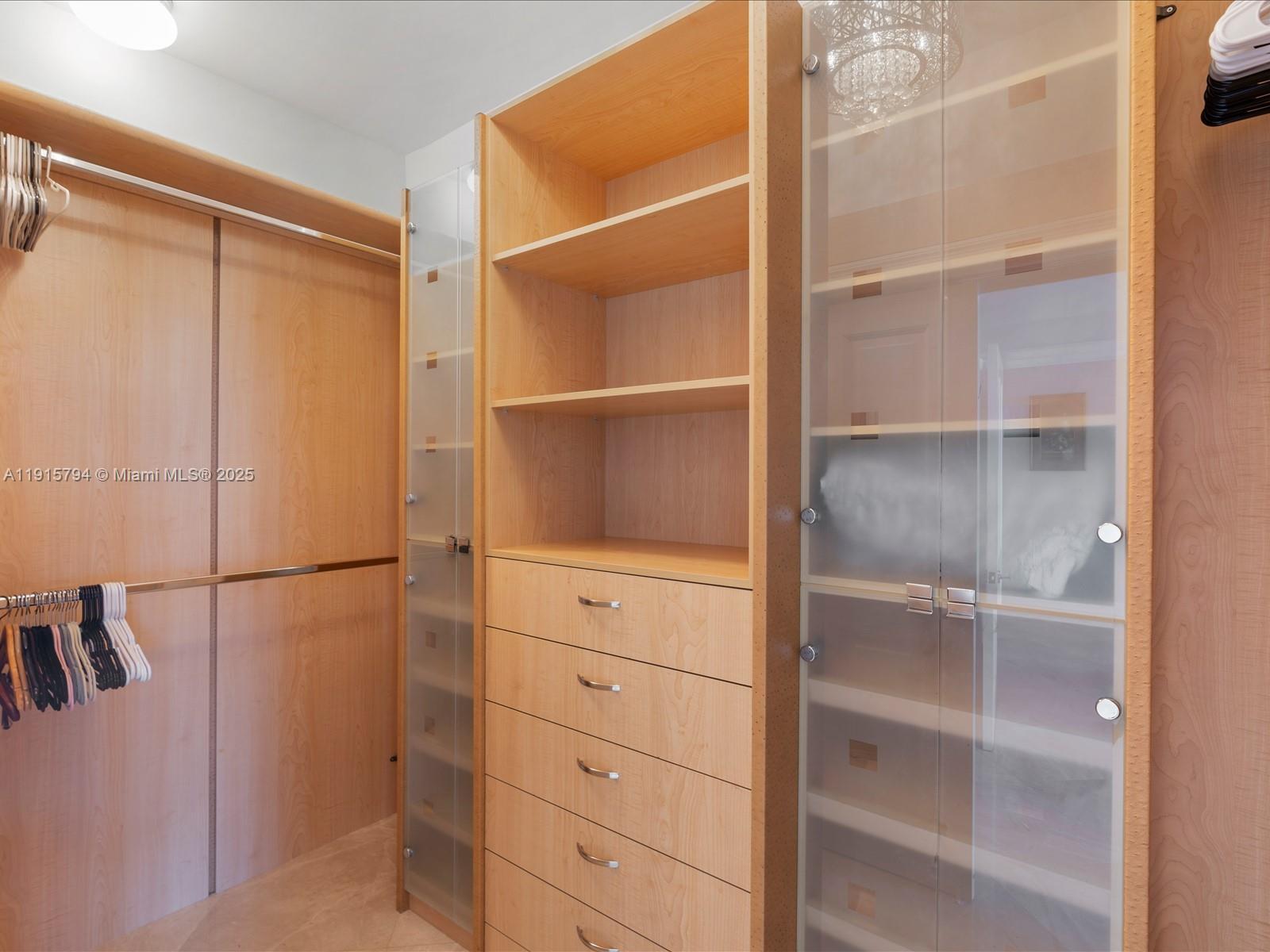 ACQUALINA OCEAN RESIDENCE - Residential