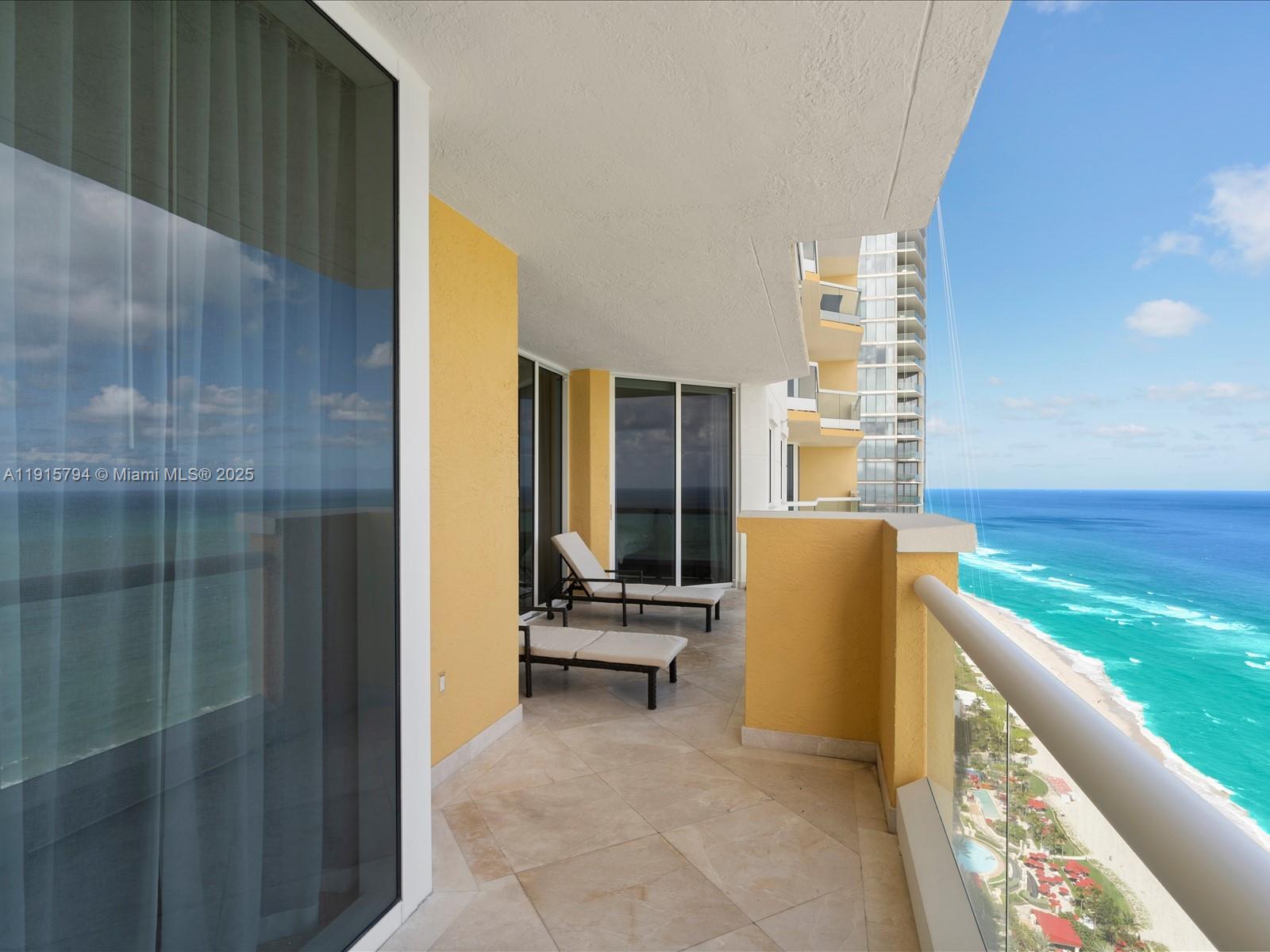 ACQUALINA OCEAN RESIDENCE - Residential