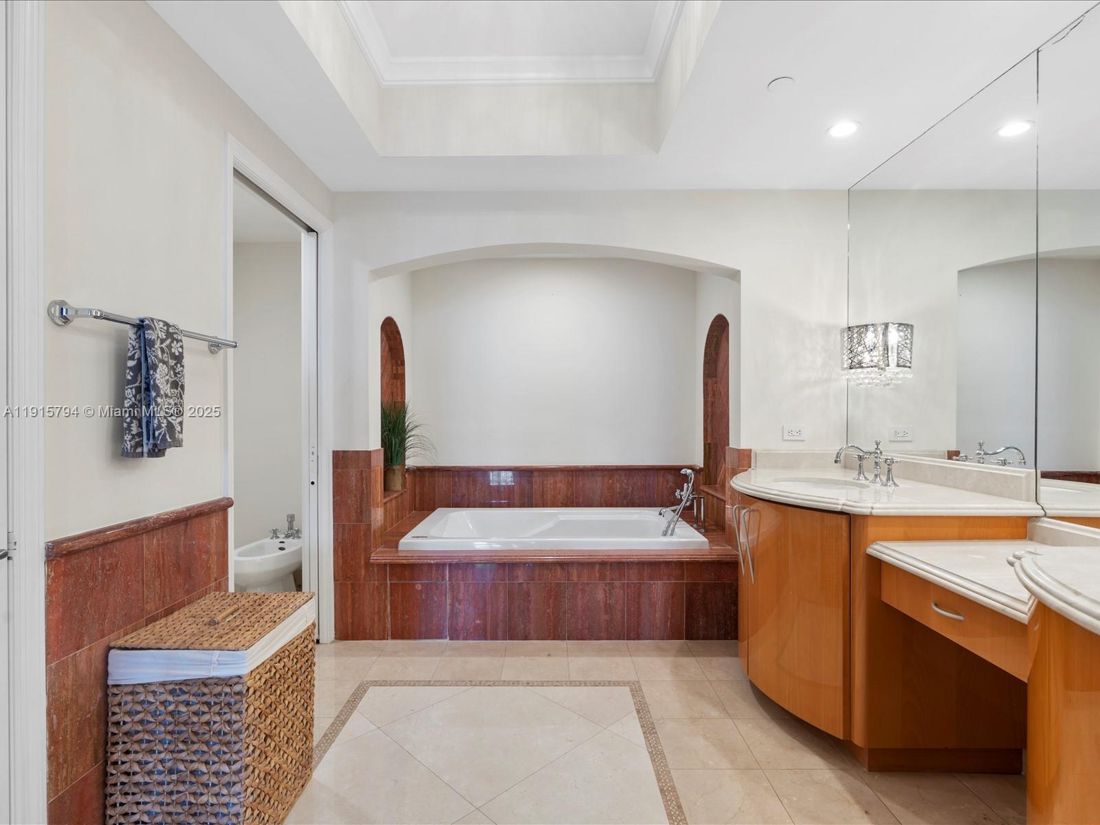 ACQUALINA OCEAN RESIDENCE - Residential