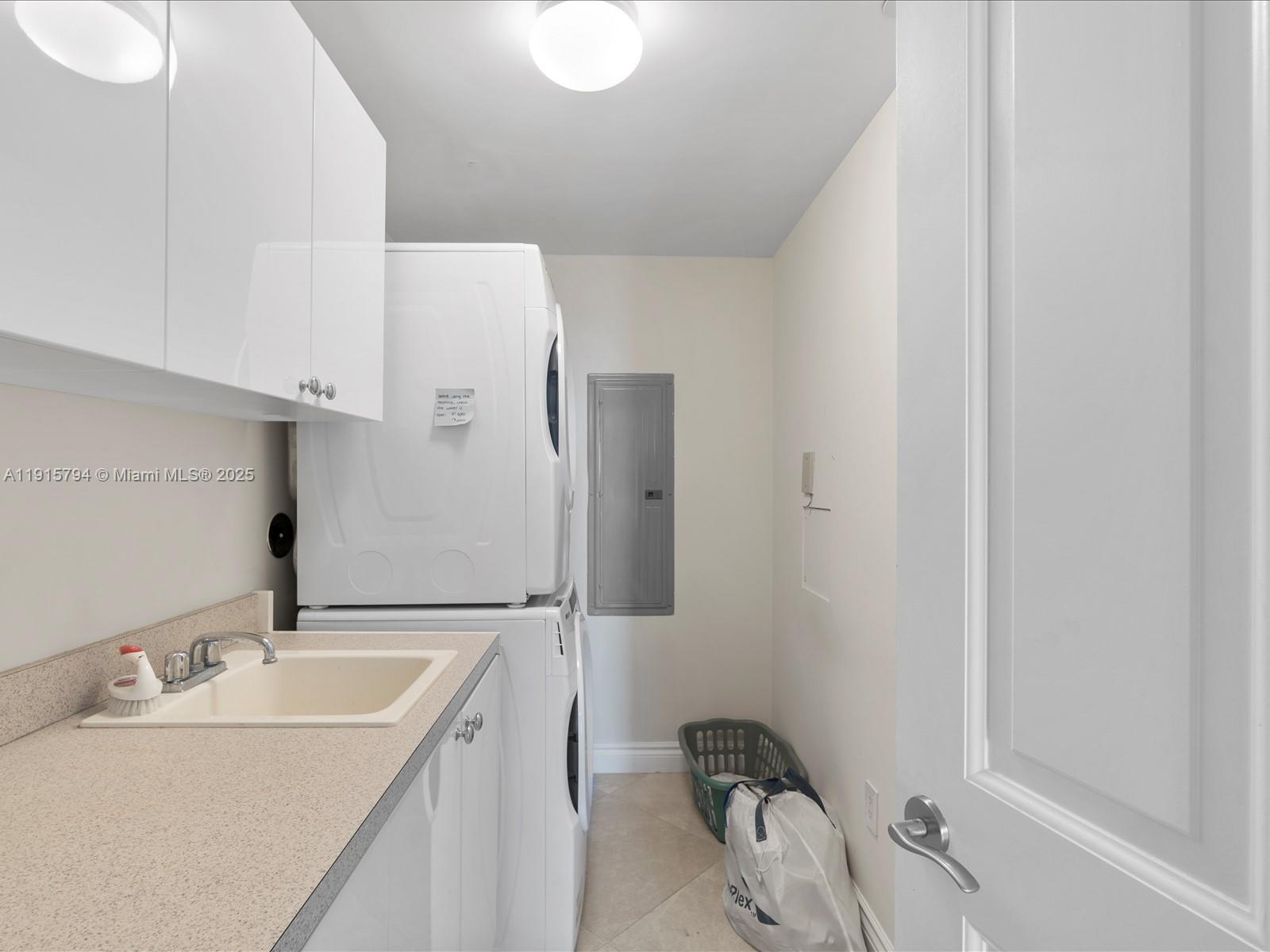 ACQUALINA OCEAN RESIDENCE - Residential