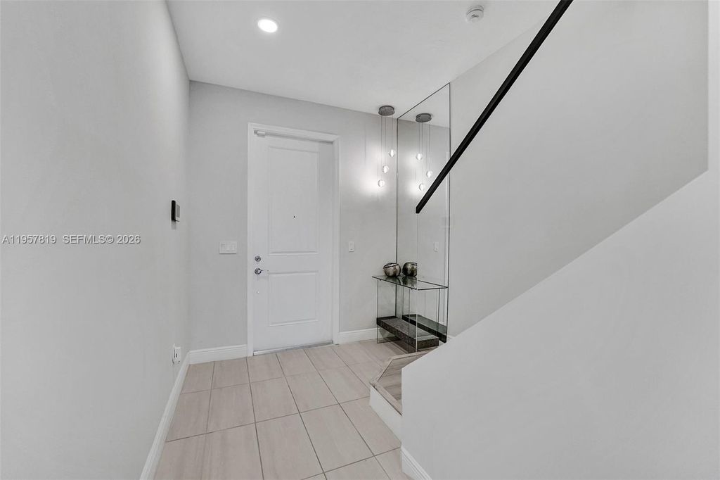 Photo of 1033 Eucalyptus Dr, Hollywood, FL 33021 (MLS # A11957819)