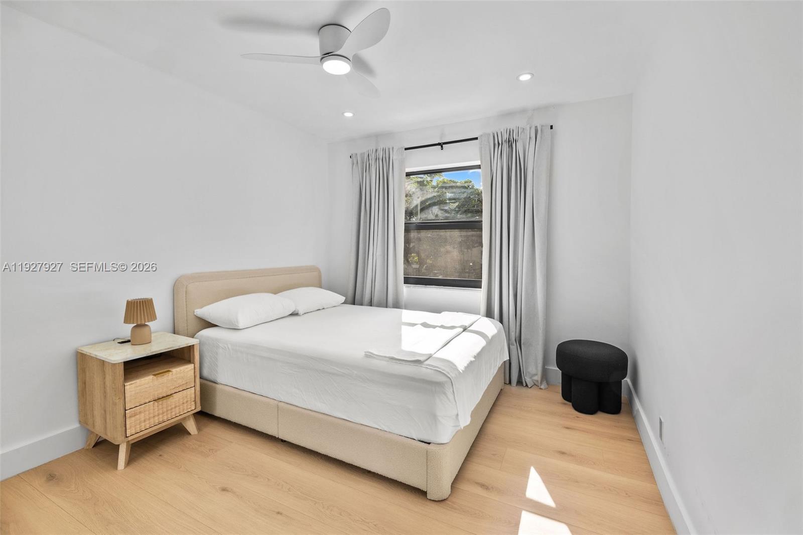 COSTAIN VILLAS HARBOR VIL - Residential