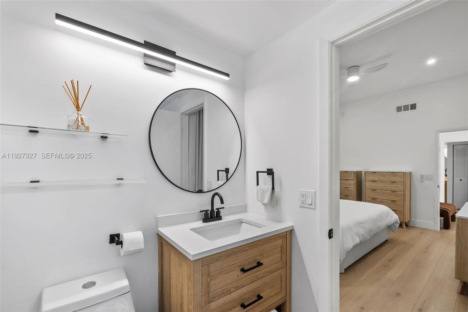 COSTAIN VILLAS HARBOR VIL - Residential