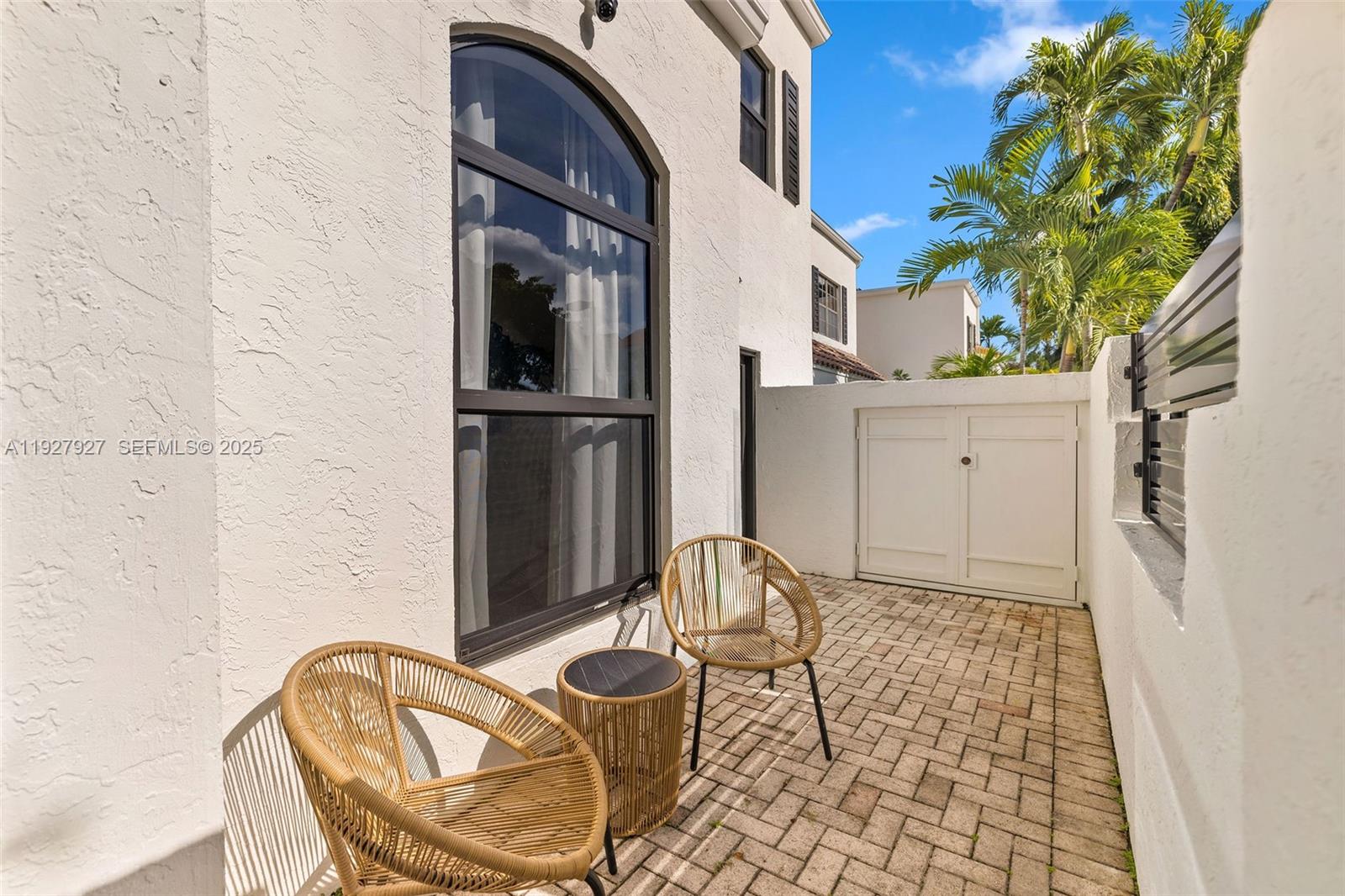 COSTAIN VILLAS HARBOR VIL - Residential