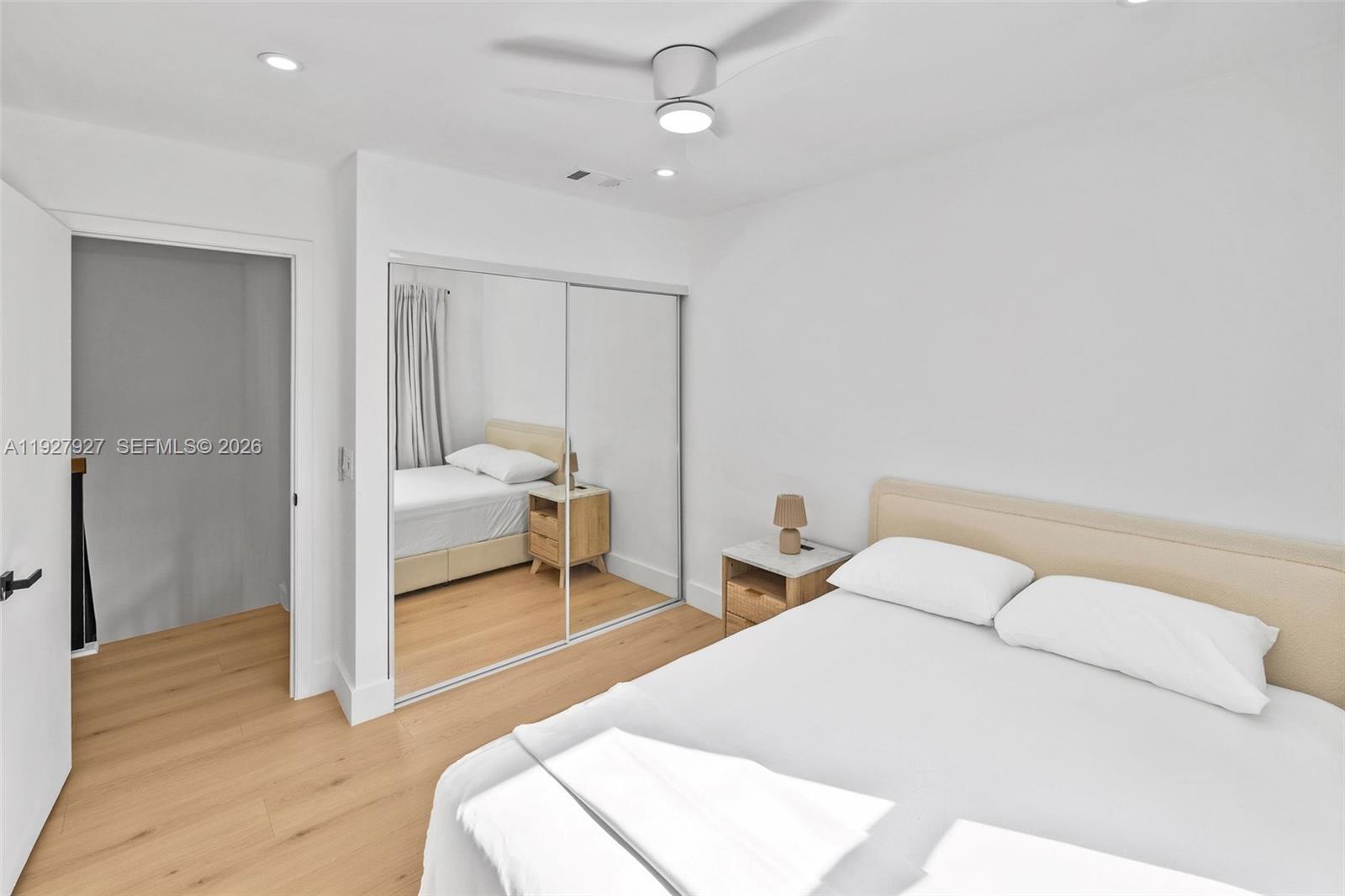 COSTAIN VILLAS HARBOR VIL - Residential