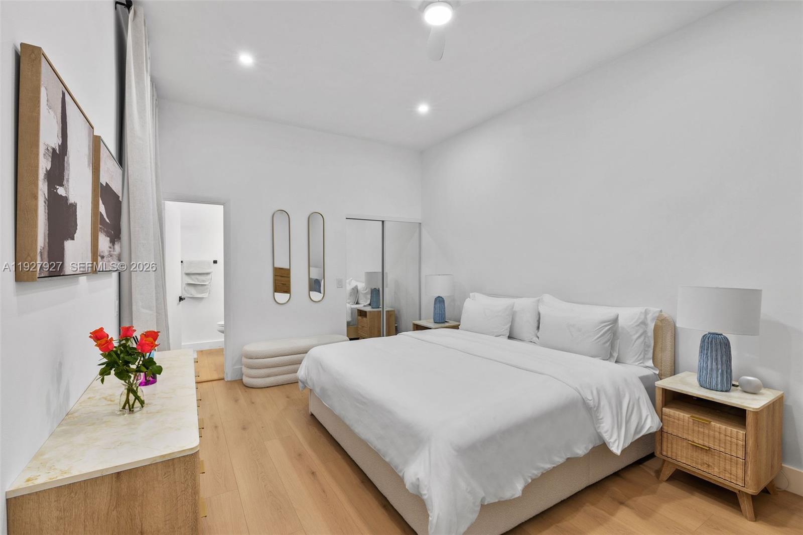 COSTAIN VILLAS HARBOR VIL - Residential