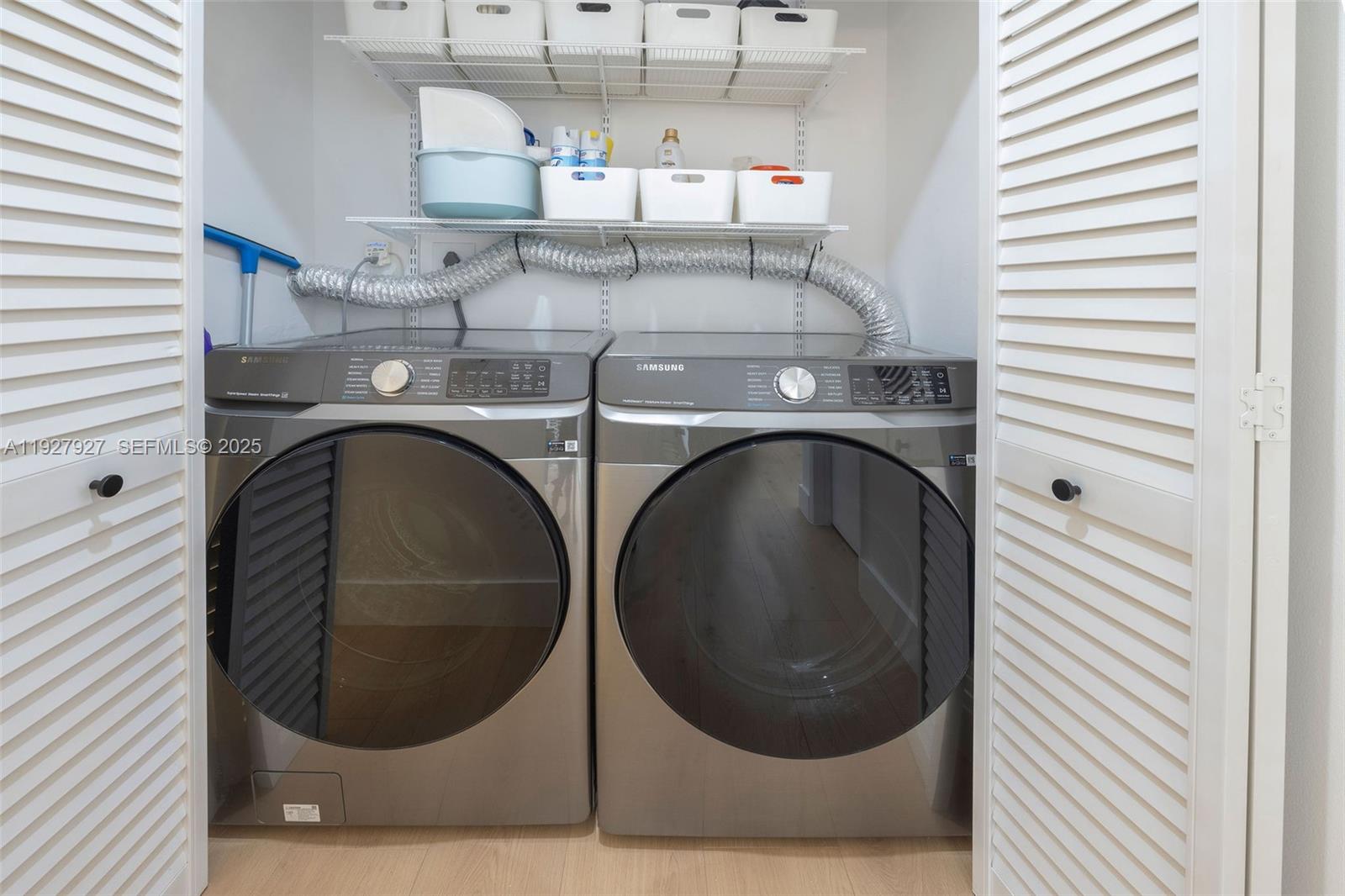 COSTAIN VILLAS HARBOR VIL - Residential