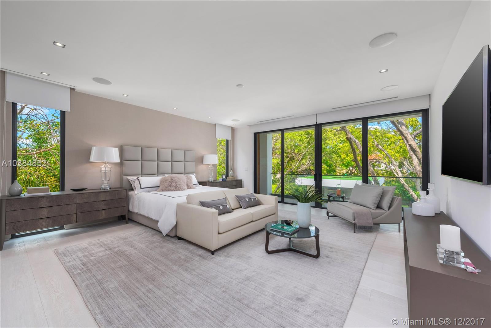 PRICE TERRACE - Residential