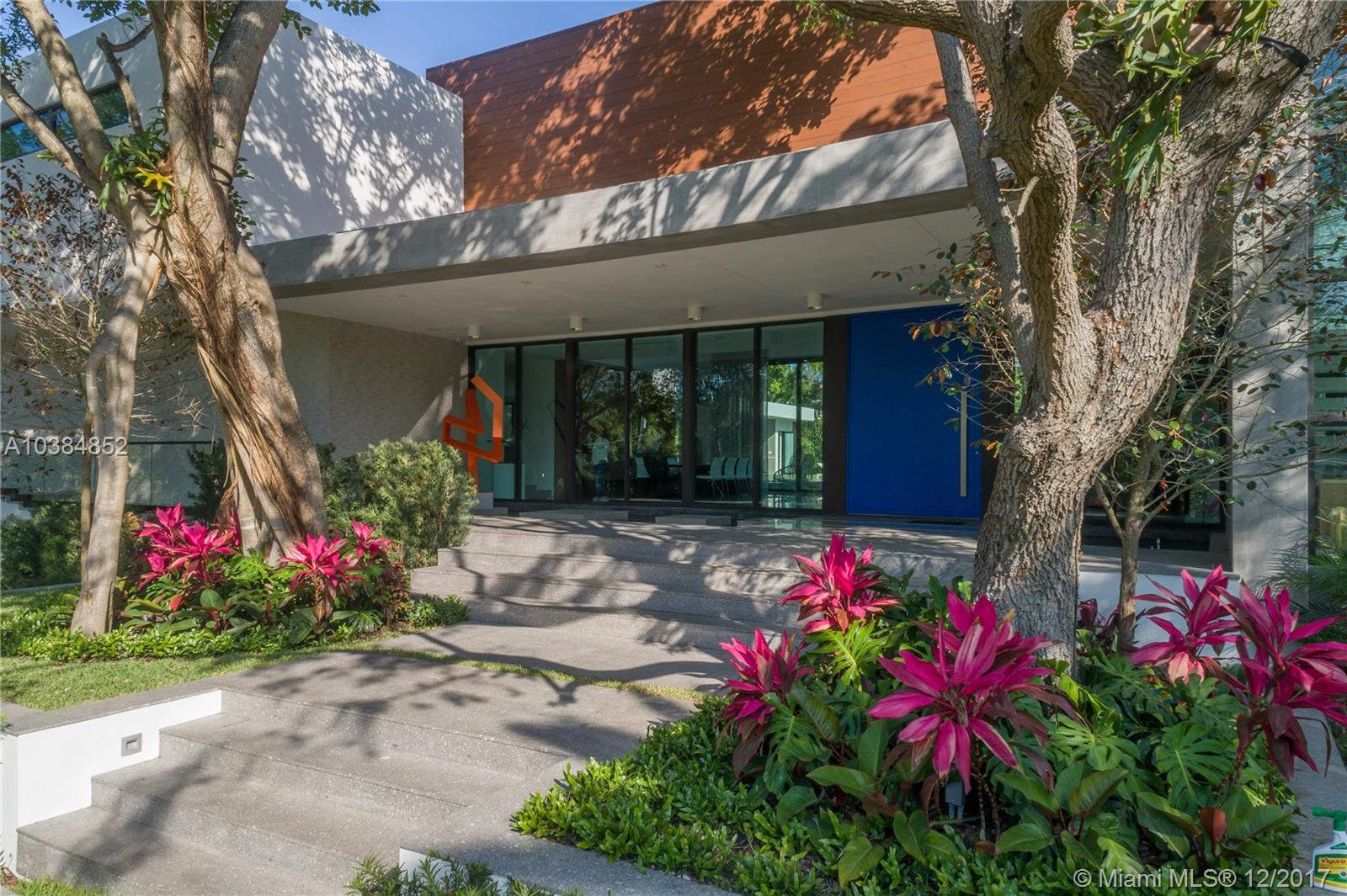 PRICE TERRACE - Residential