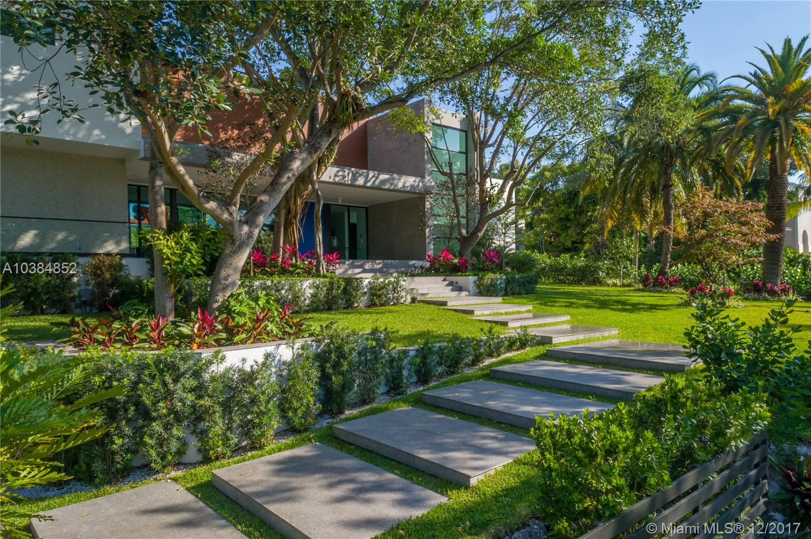 PRICE TERRACE - Residential