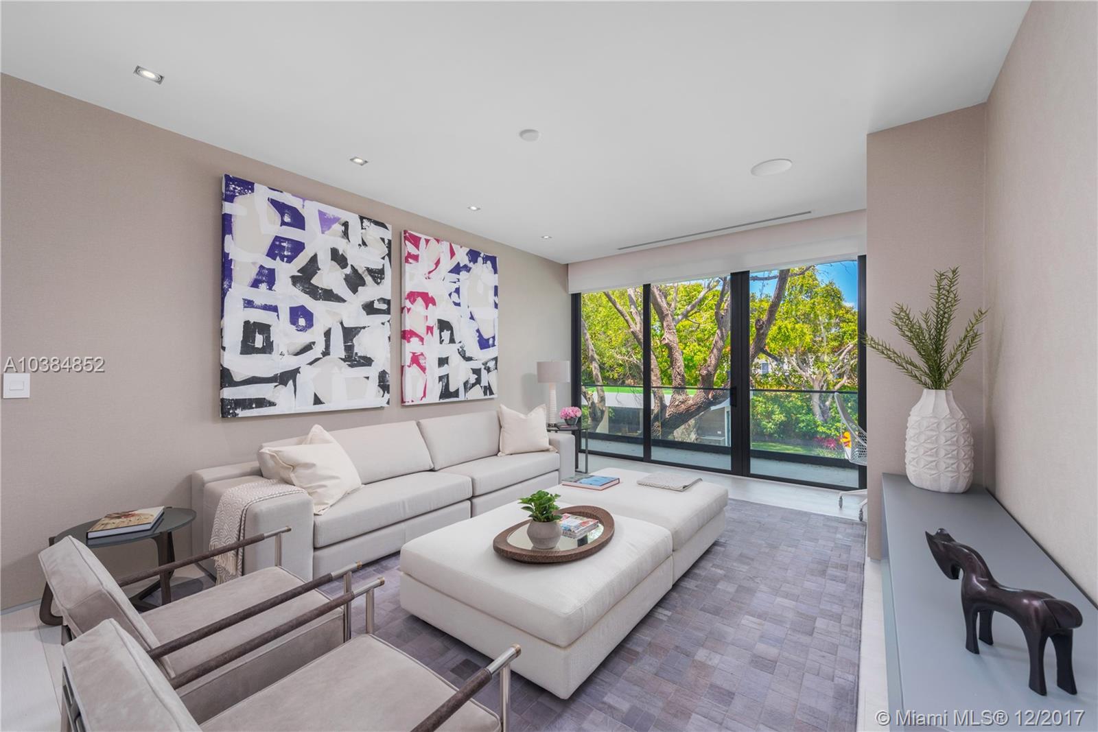 PRICE TERRACE - Residential