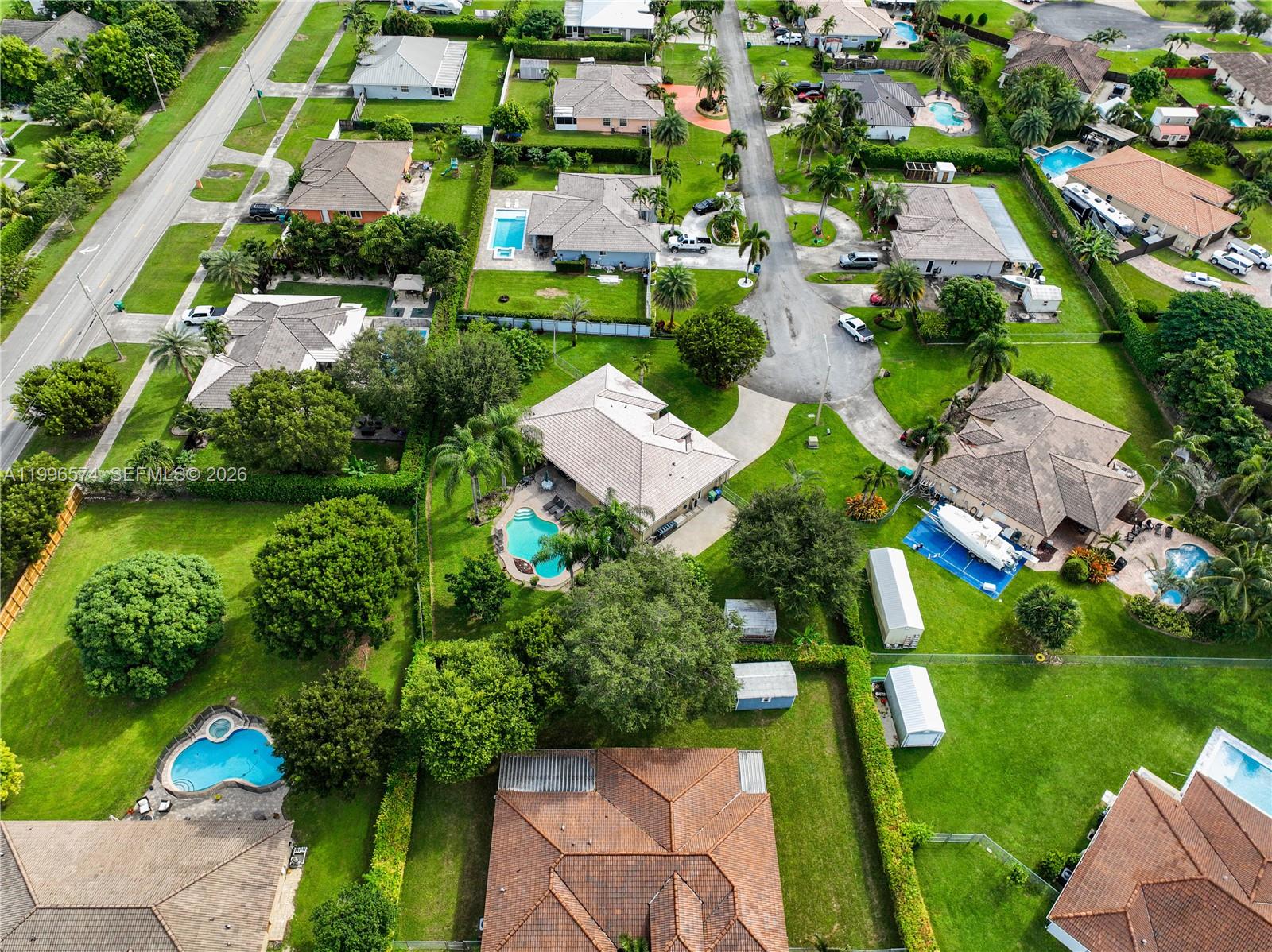 AVOCADO JUNCTION - Residential