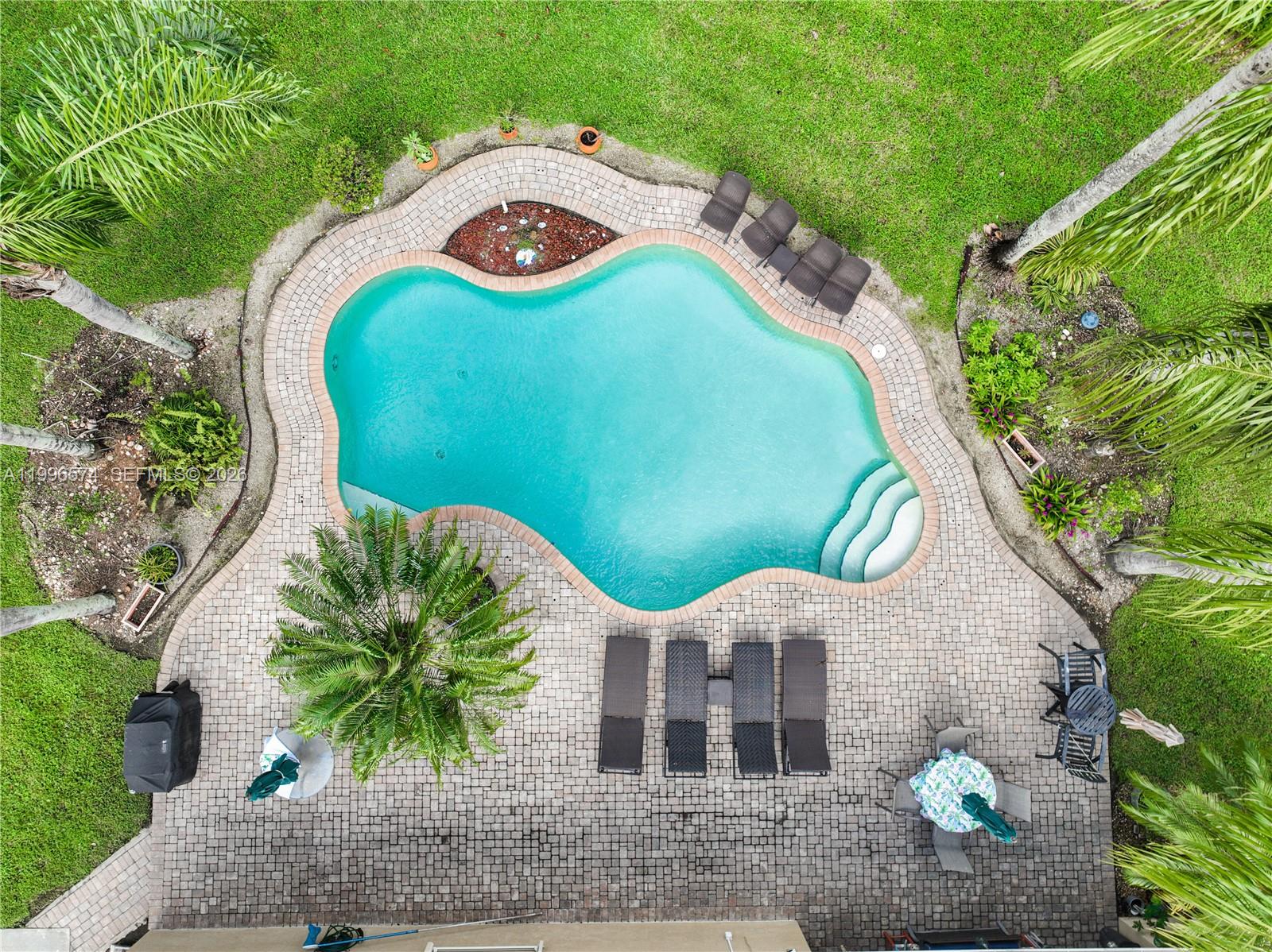 AVOCADO JUNCTION - Residential