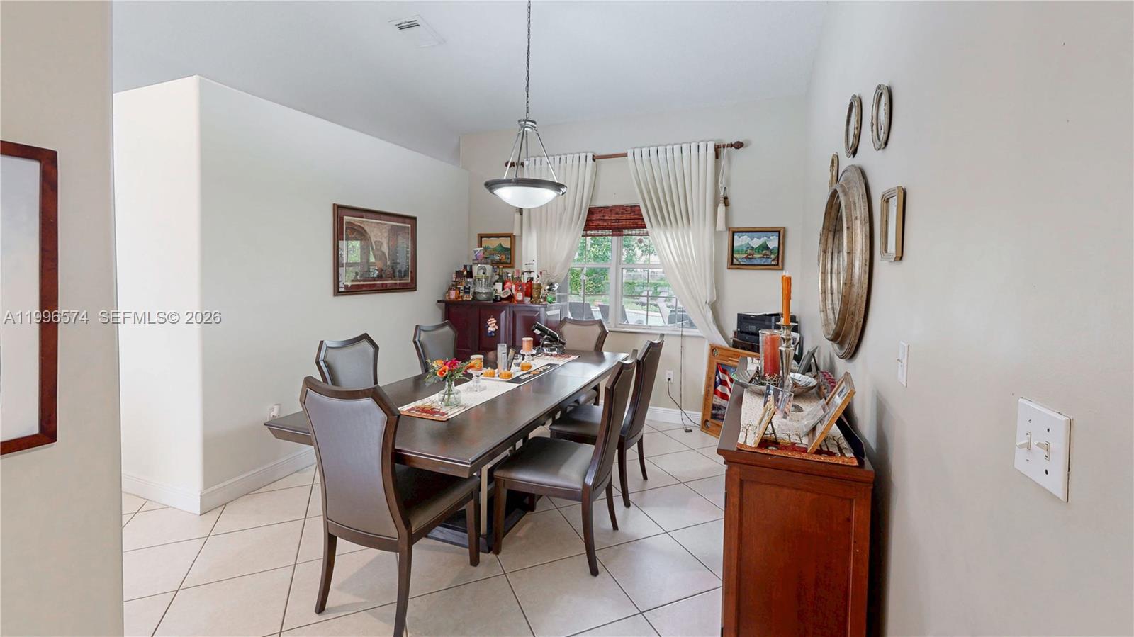 AVOCADO JUNCTION - Residential