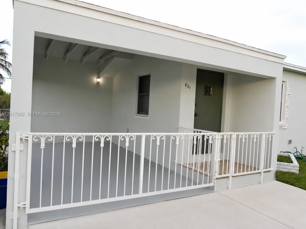 Photo of 831 El Prado, West Palm Beach, FL 33405 (MLS # A12017262)