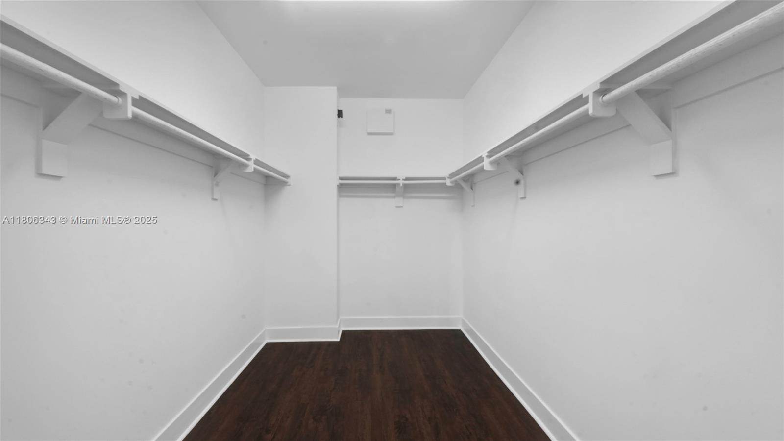 Weitzer Aventura Place - Residential