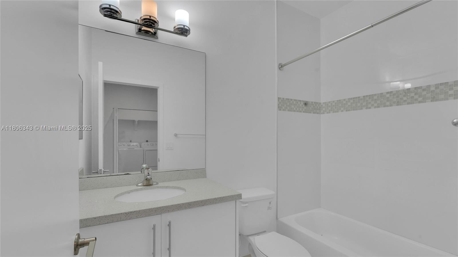 Weitzer Aventura Place - Residential
