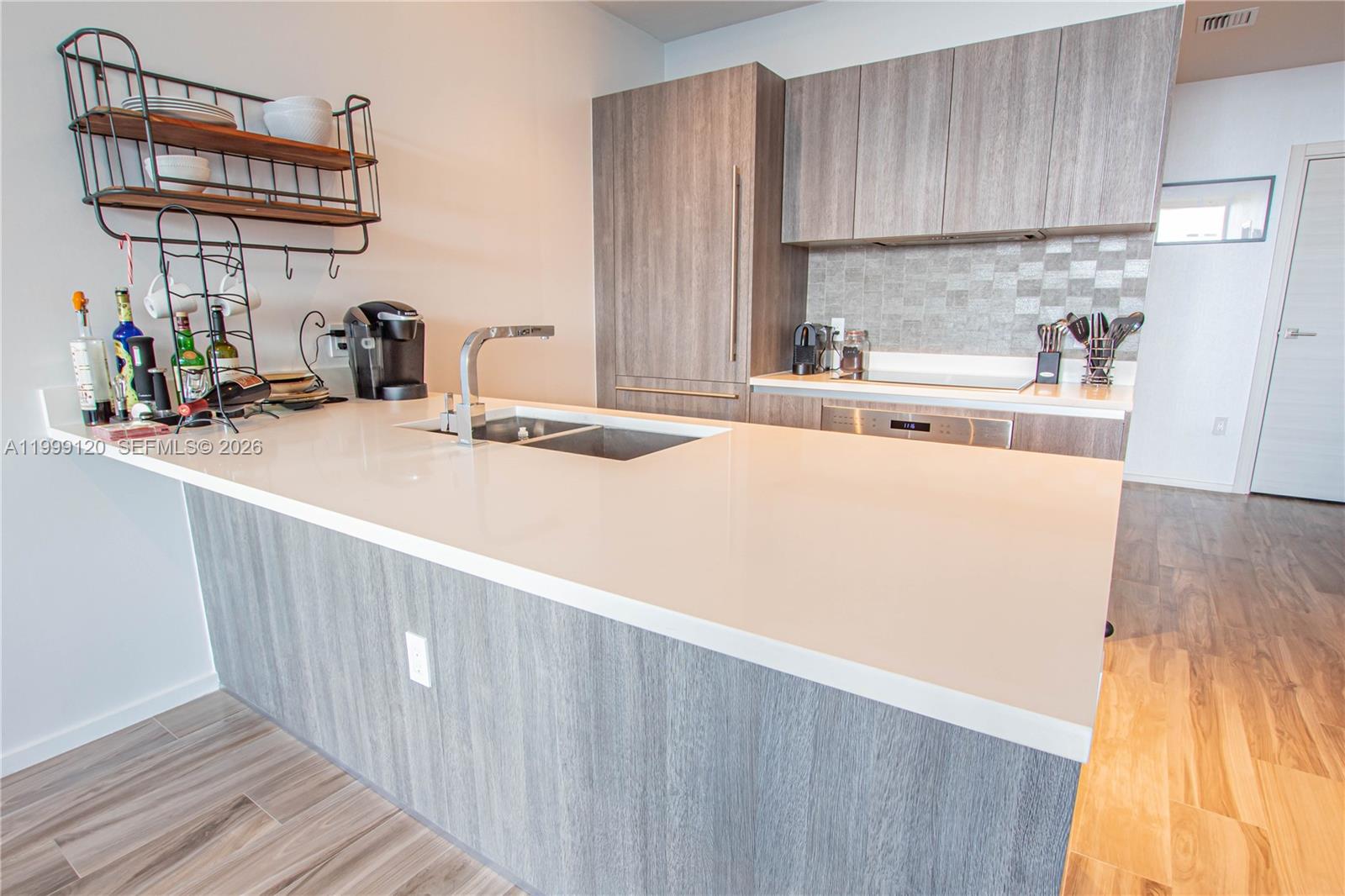 801 SMA RESIDENCES CONDO - Residential Lease