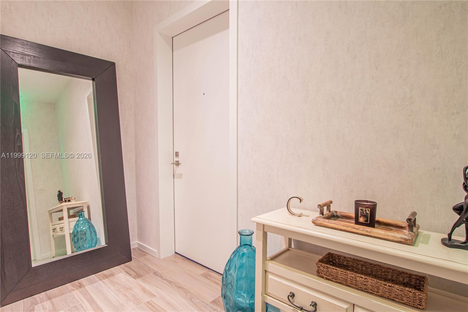 801 SMA RESIDENCES CONDO - Residential Lease