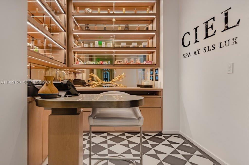 801 SMA RESIDENCES CONDO - Residential Lease