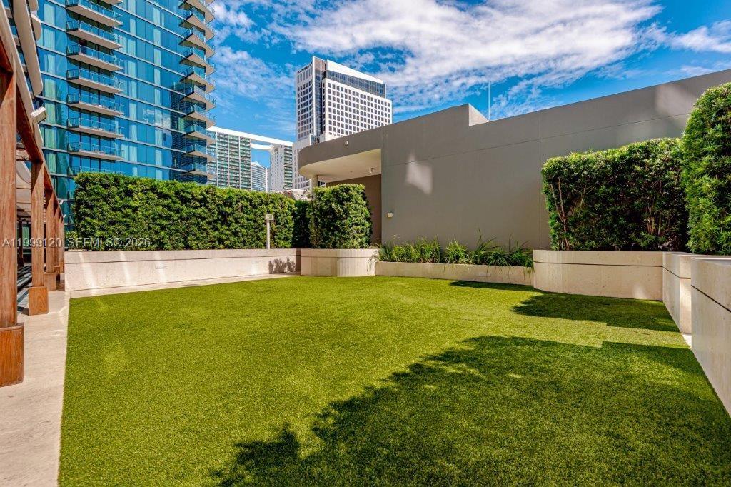 801 SMA RESIDENCES CONDO - Residential Lease