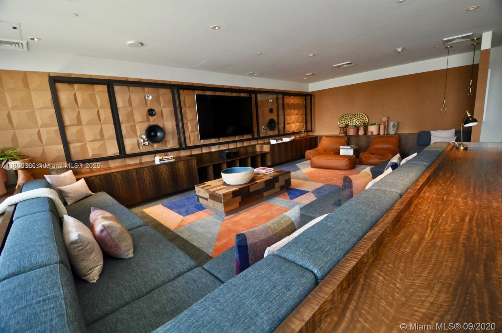 3401 MIDTOWN CONDO - Residential