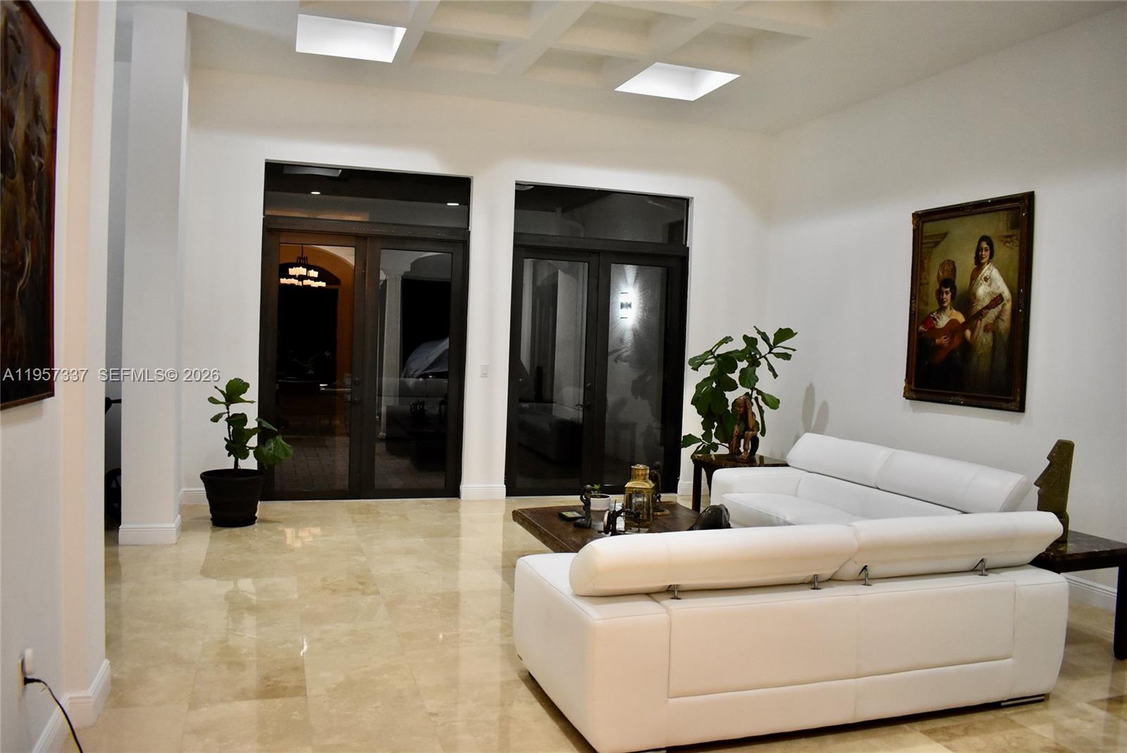 FLAMINGO ROAD ESTATES - Residential