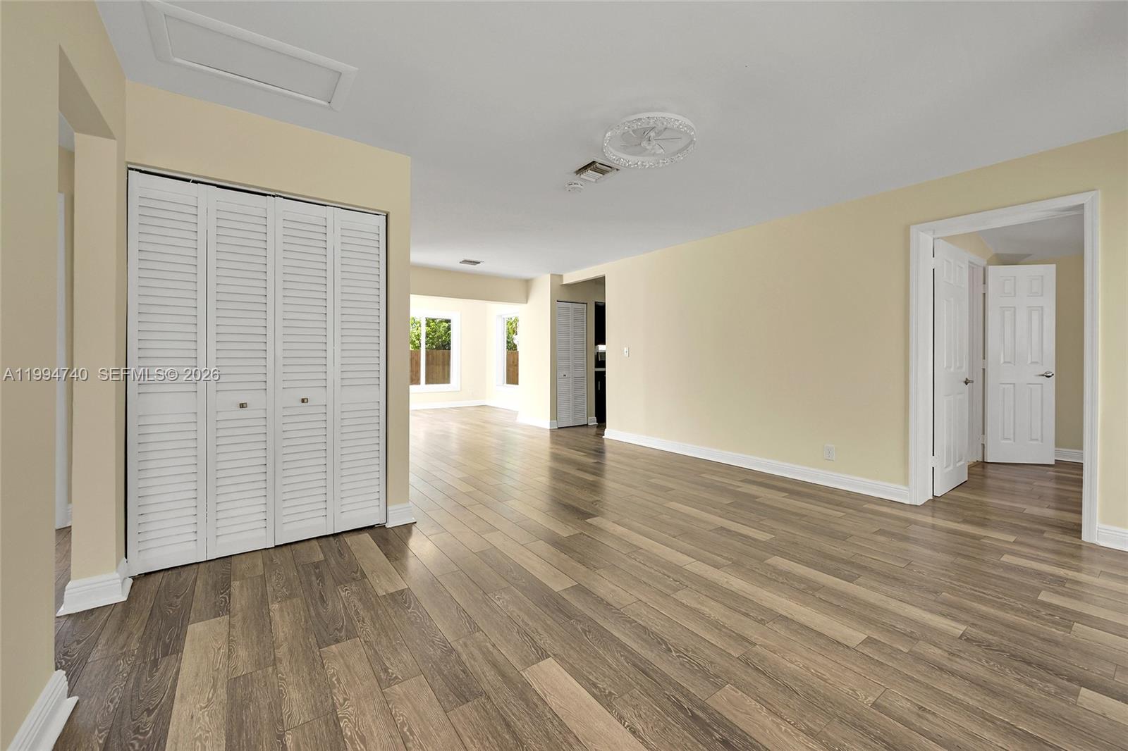 PEARL ESTATES - Residential