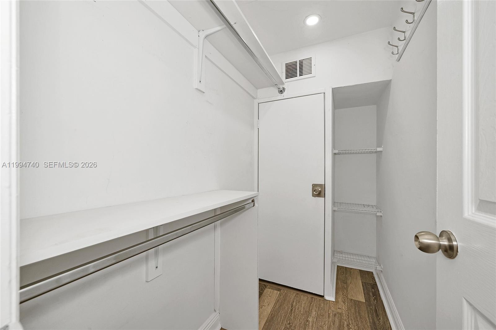 PEARL ESTATES - Residential