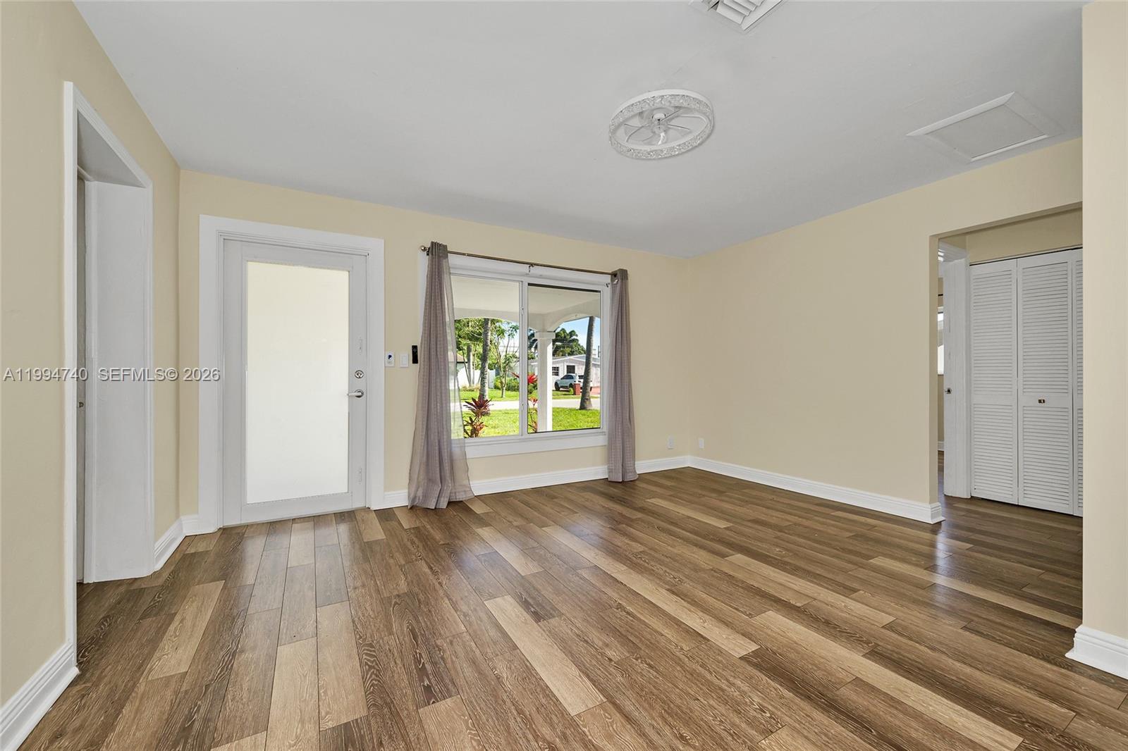 PEARL ESTATES - Residential