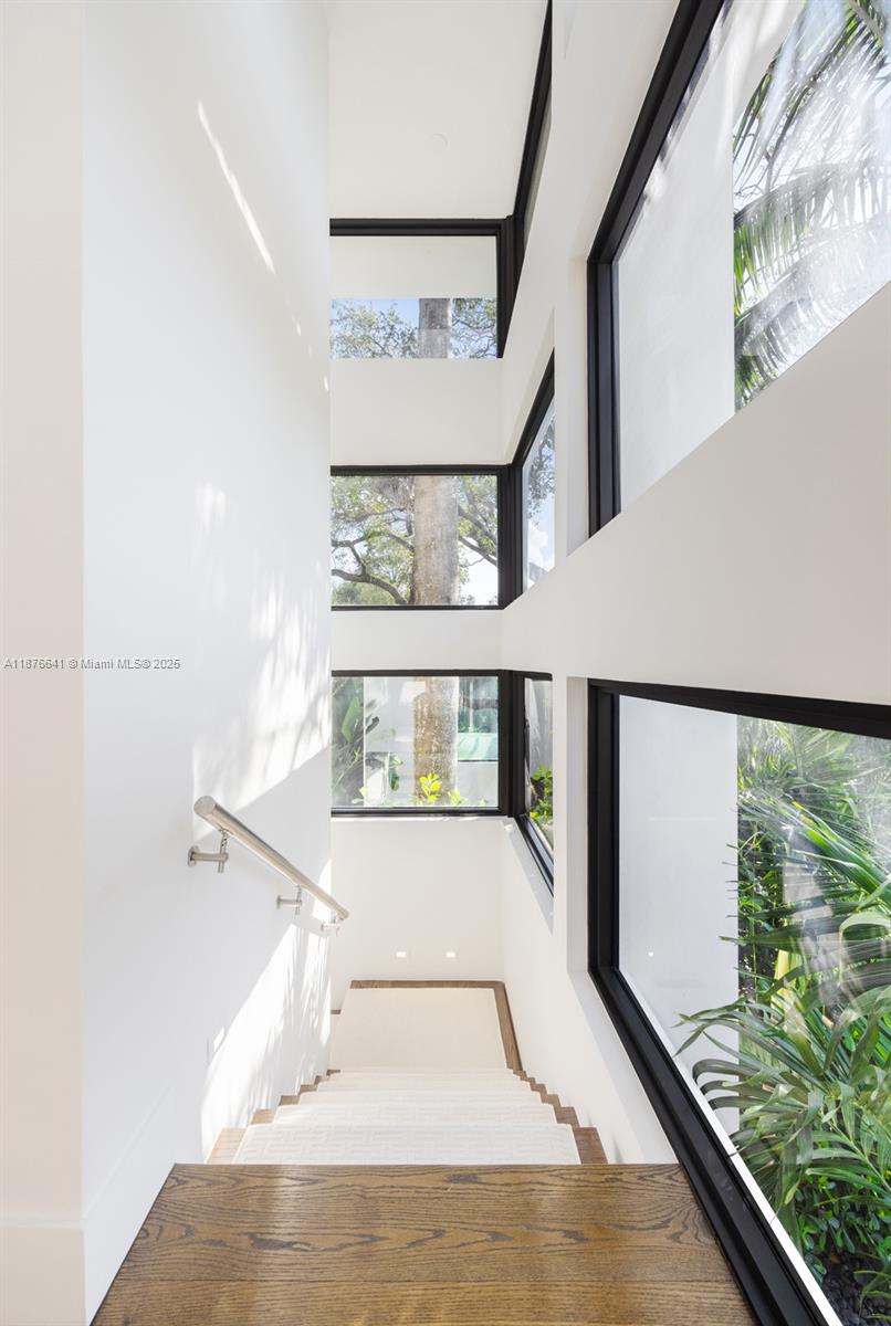 OCEAN VIEW HEIGHTS - Residential