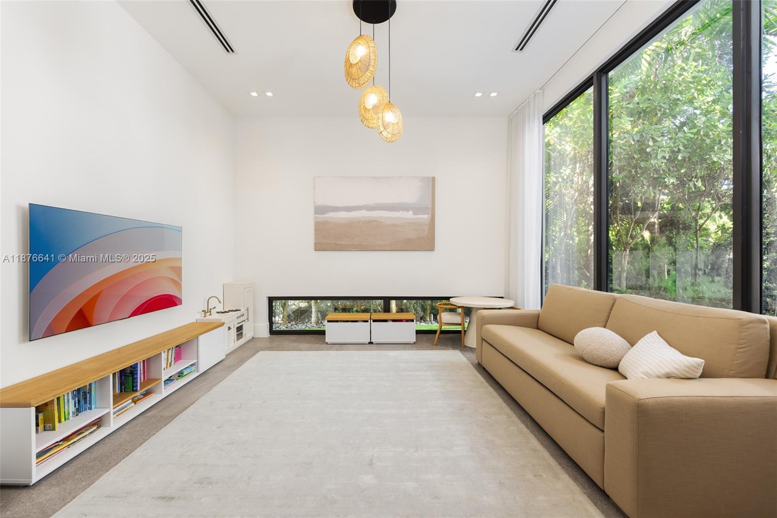 OCEAN VIEW HEIGHTS - Residential