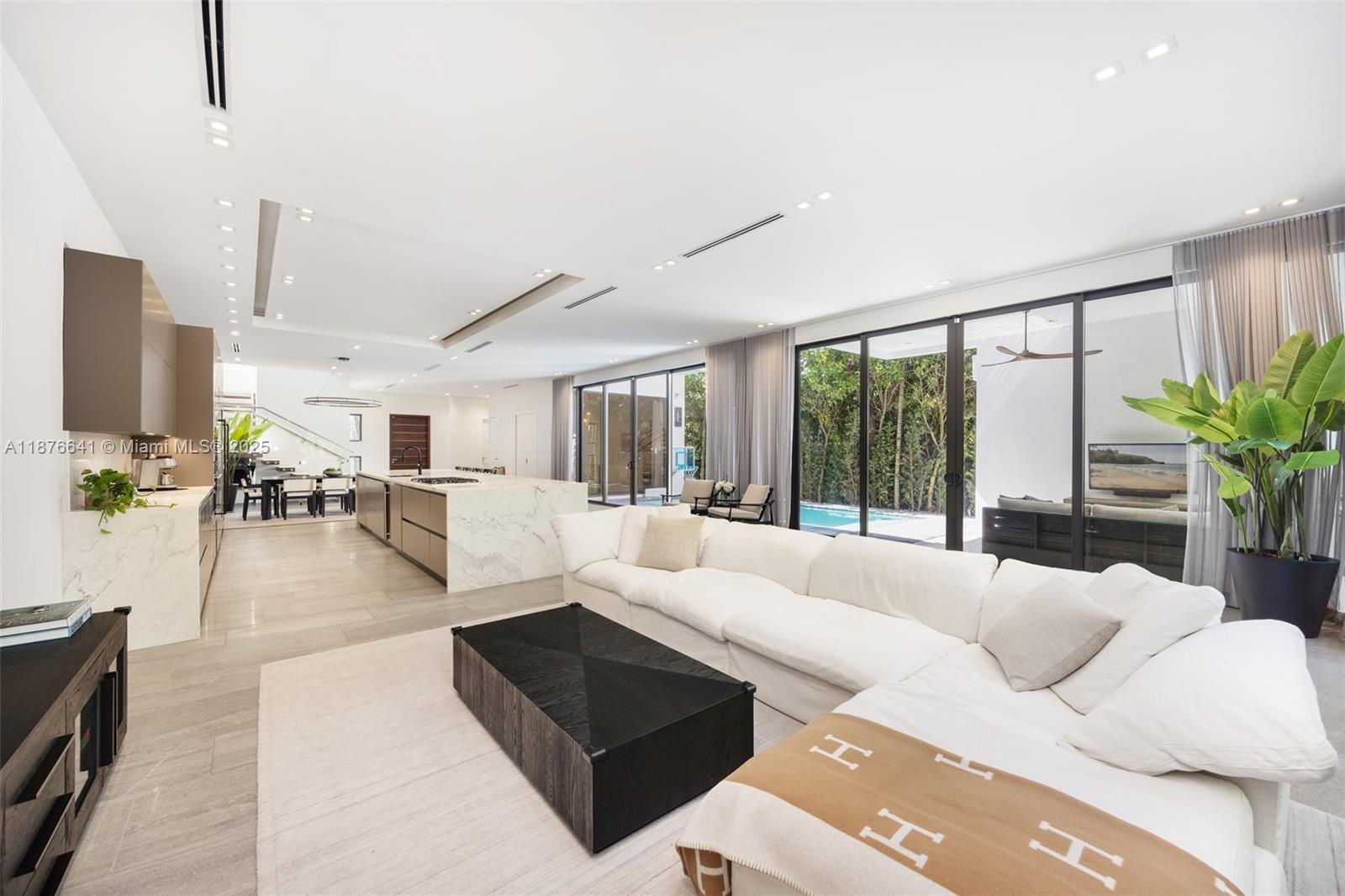 OCEAN VIEW HEIGHTS - Residential