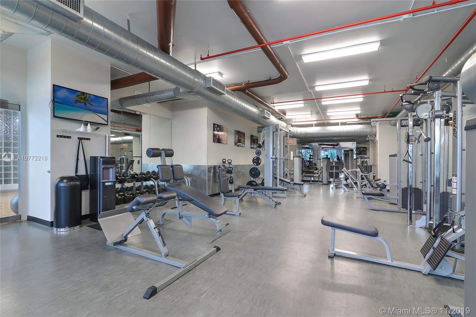 UPTOWN MARINA LOFTS CONDO - Residential Lease