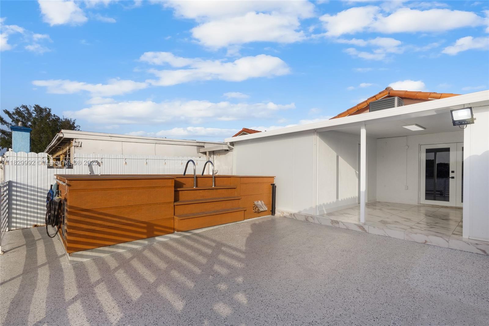 EL PRADO BY THE LAKE - Residential Lease