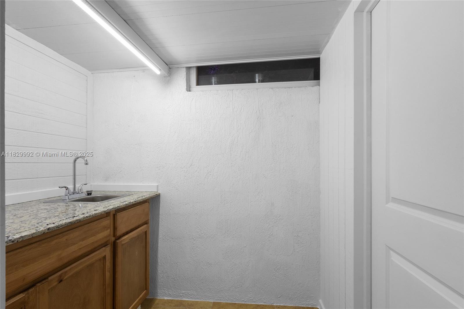 EL PRADO BY THE LAKE - Residential Lease