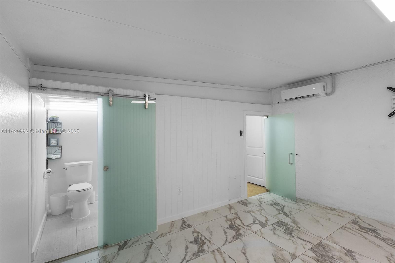 EL PRADO BY THE LAKE - Residential Lease