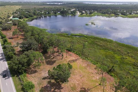 2916 Holiday Beach Dr Avon Park FL 33825