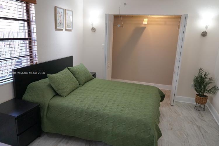 Rental Property at 1300 Sw 126th Pl 1, Miami, Broward County, Florida - Bathrooms: 1  - $1,399 MO.