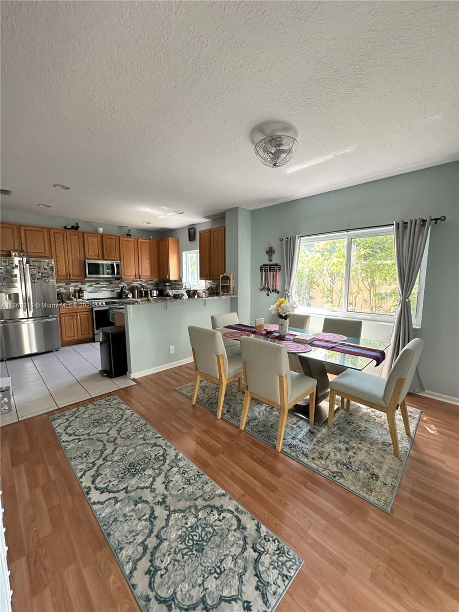 LAKEVIEW WEST - Residential