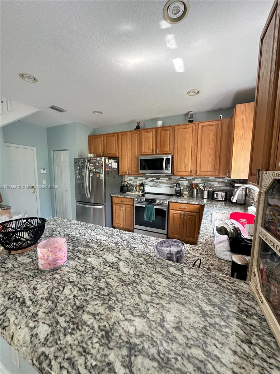 LAKEVIEW WEST - Residential