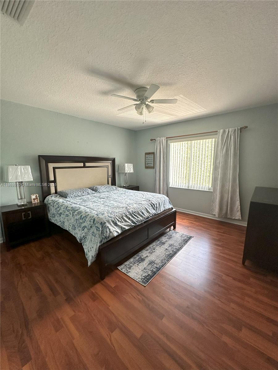 LAKEVIEW WEST - Residential