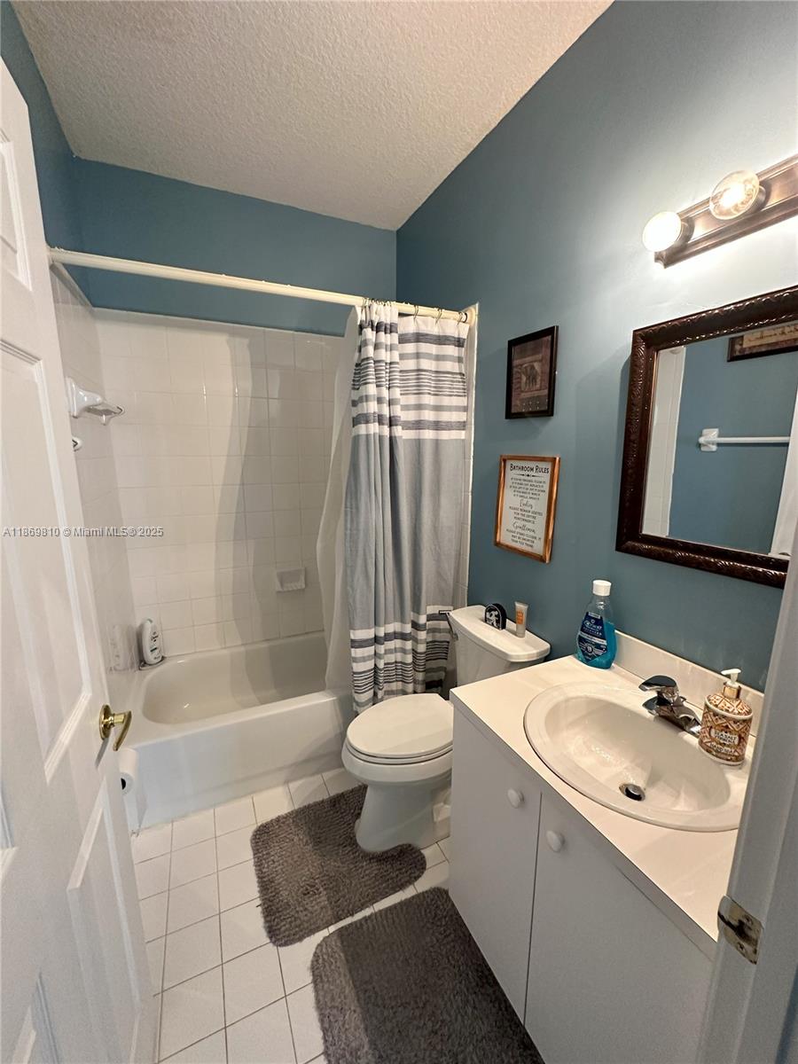 LAKEVIEW WEST - Residential