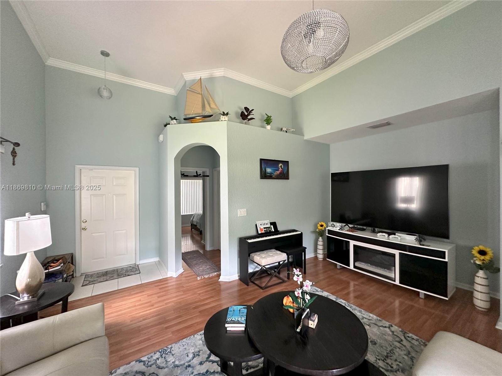 LAKEVIEW WEST - Residential