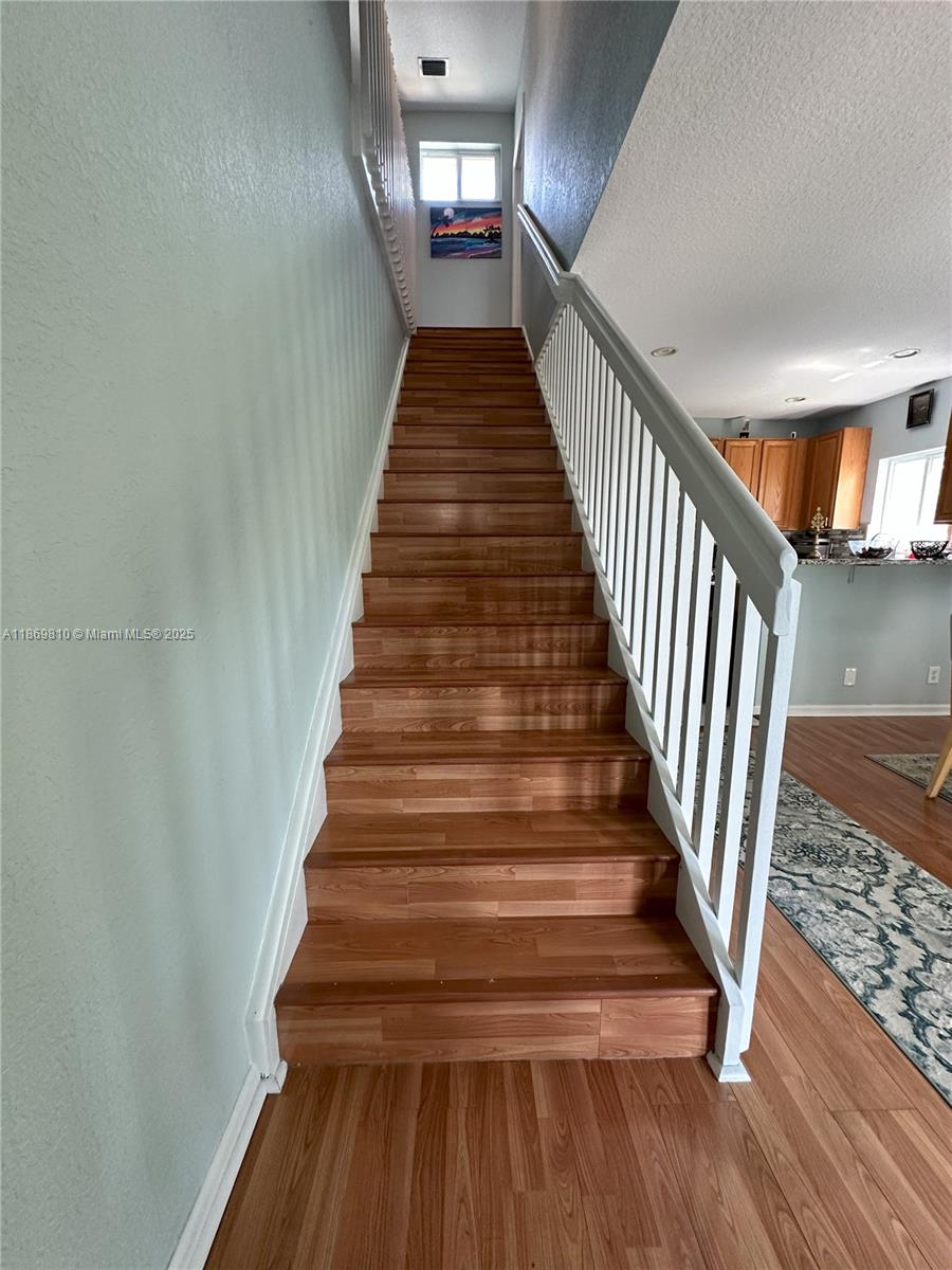 LAKEVIEW WEST - Residential