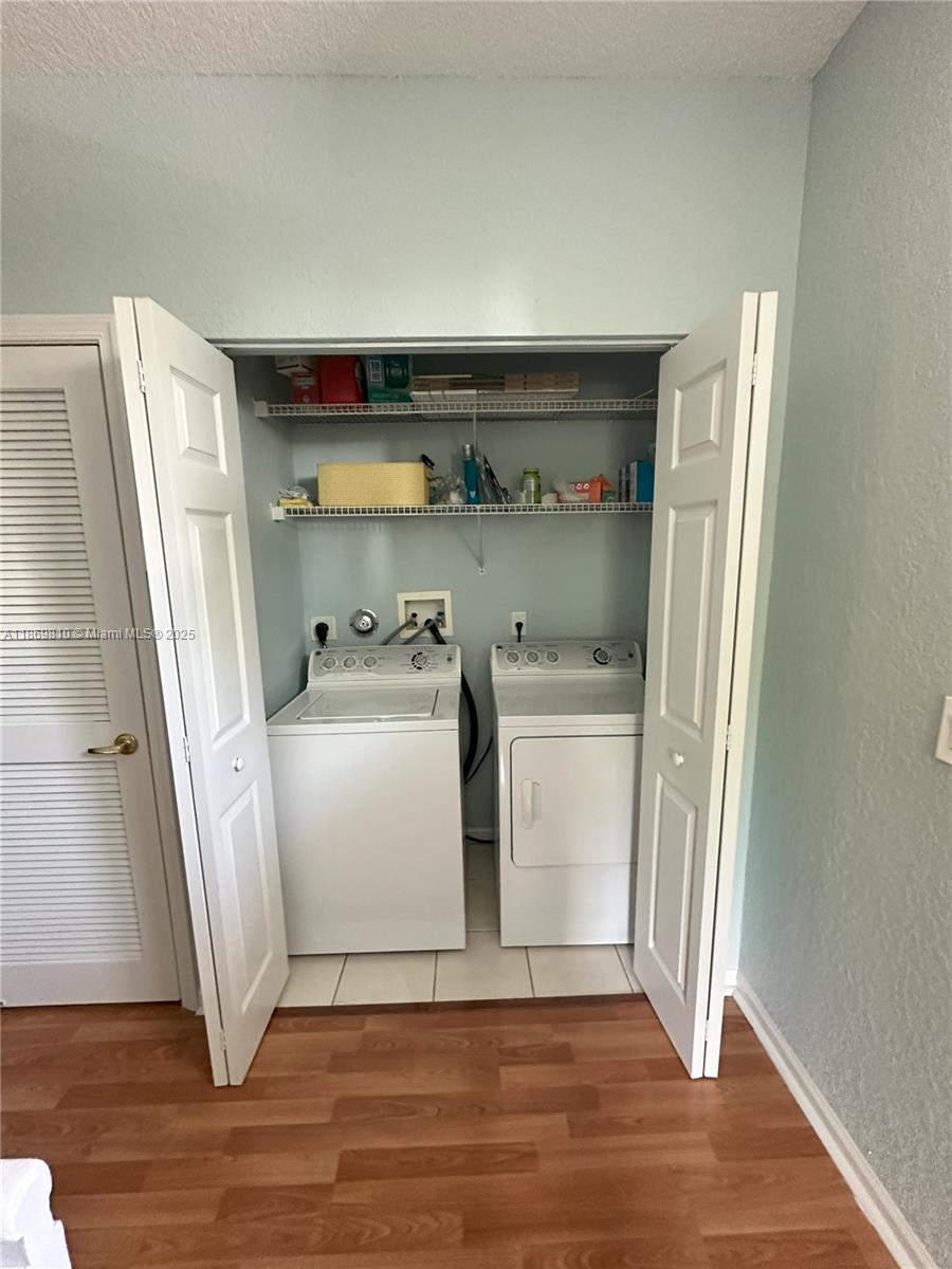 LAKEVIEW WEST - Residential