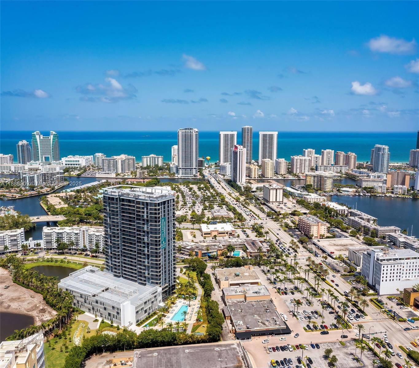 DIPLOMAT GOLF ESTATES - Residential