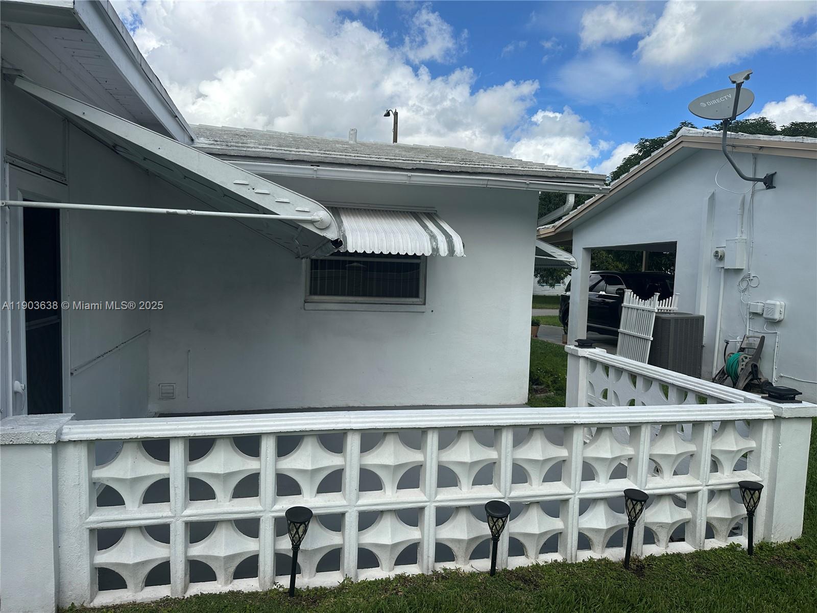 MAINLANDS OF TAMARAC LAKE - Residential Lease