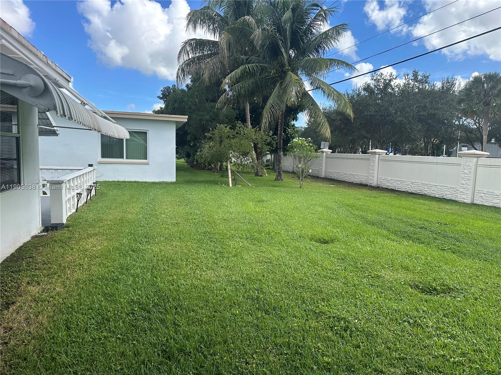 MAINLANDS OF TAMARAC LAKE - Residential Lease